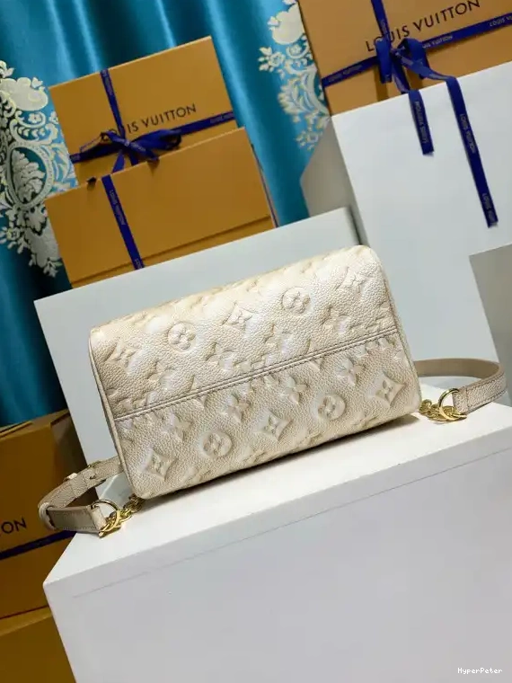 20 LOUIS VUITTON SPEEDY BANDOULIÈRE 0617